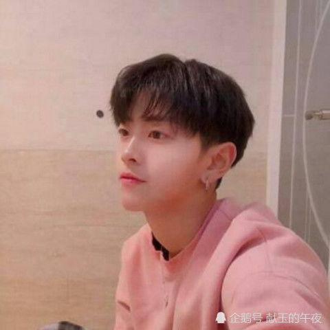 网红男图锁骨照,网红男图解锁时尚新潮流